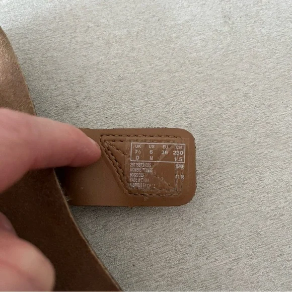 Clarks Sandals - Picture 4 of 4